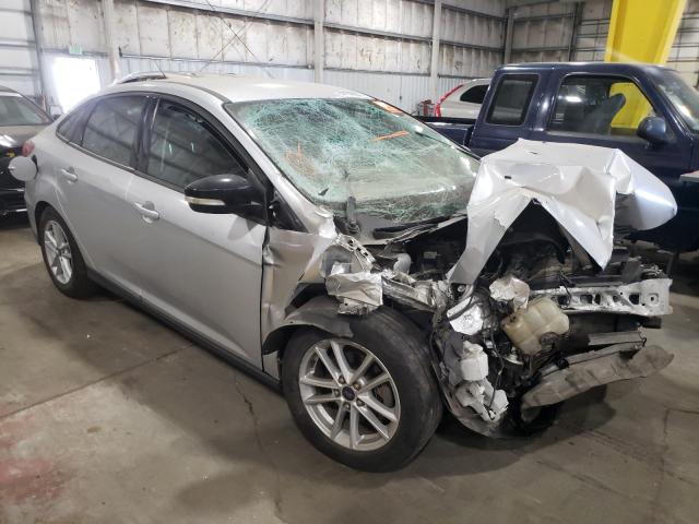 FORD FOCUS SE 2015 1fadp3f29fl242693