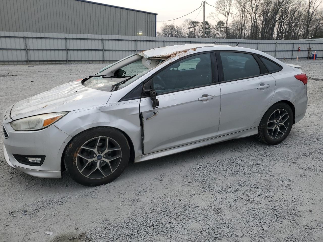 FORD FOCUS 2015 1fadp3f29fl285785