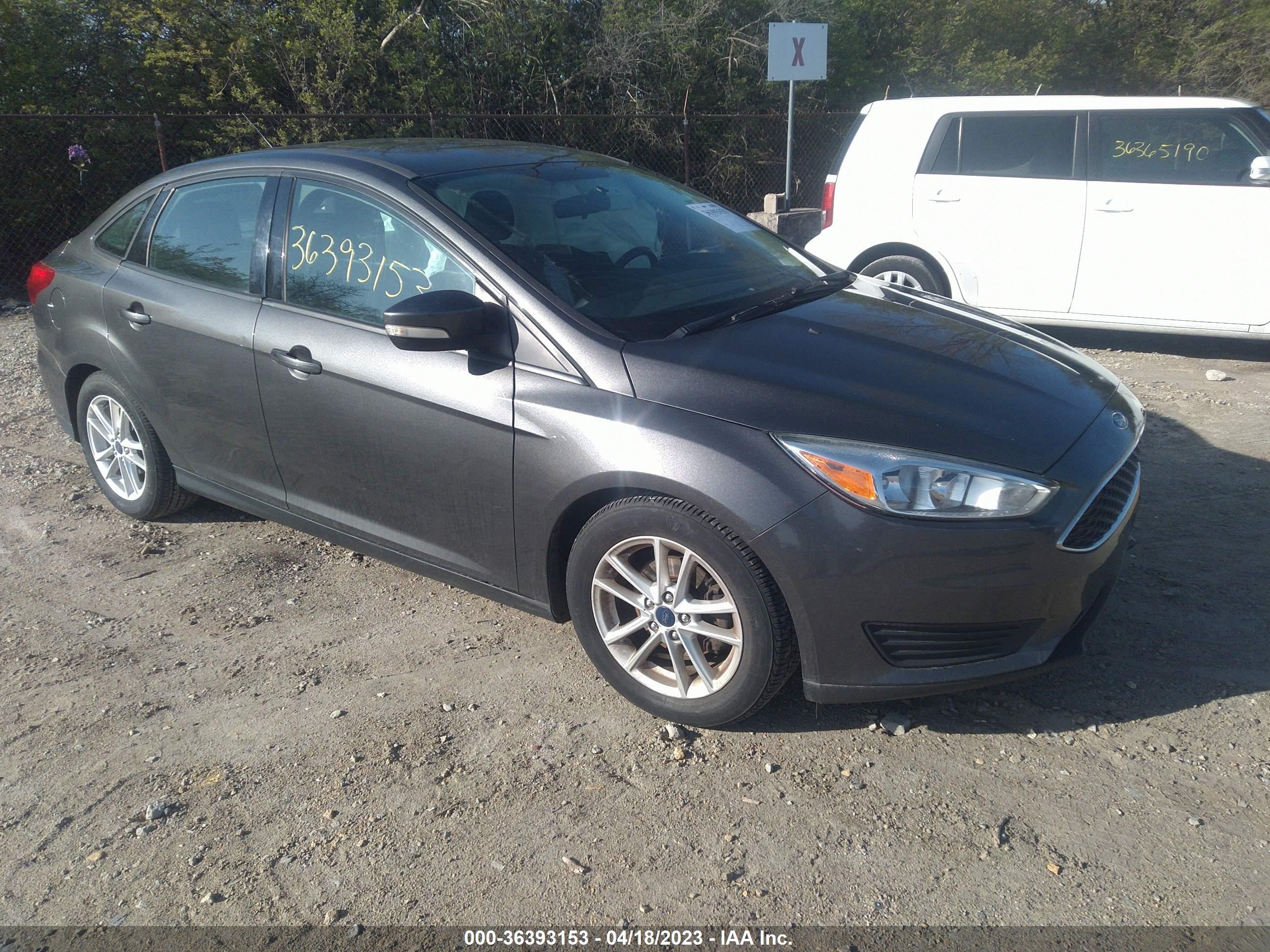 FORD FOCUS 2015 1fadp3f29fl289464