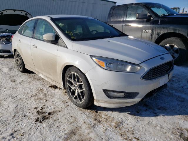 FORD FOCUS SE 2015 1fadp3f29fl308885