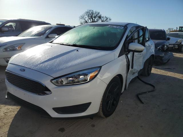 FORD FOCUS SE 2015 1fadp3f29fl335679