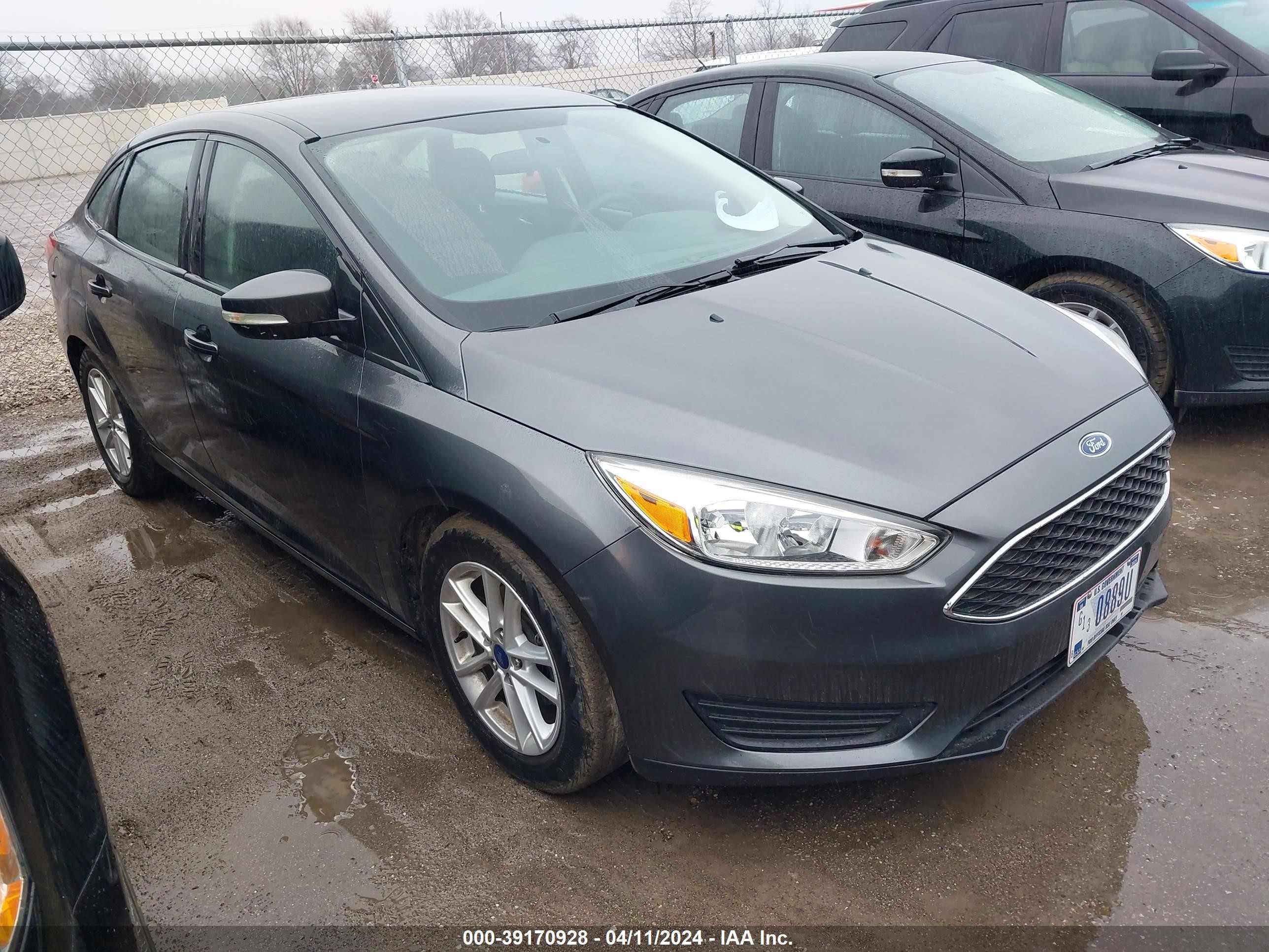 FORD FOCUS 2017 1fadp3f29hl291749