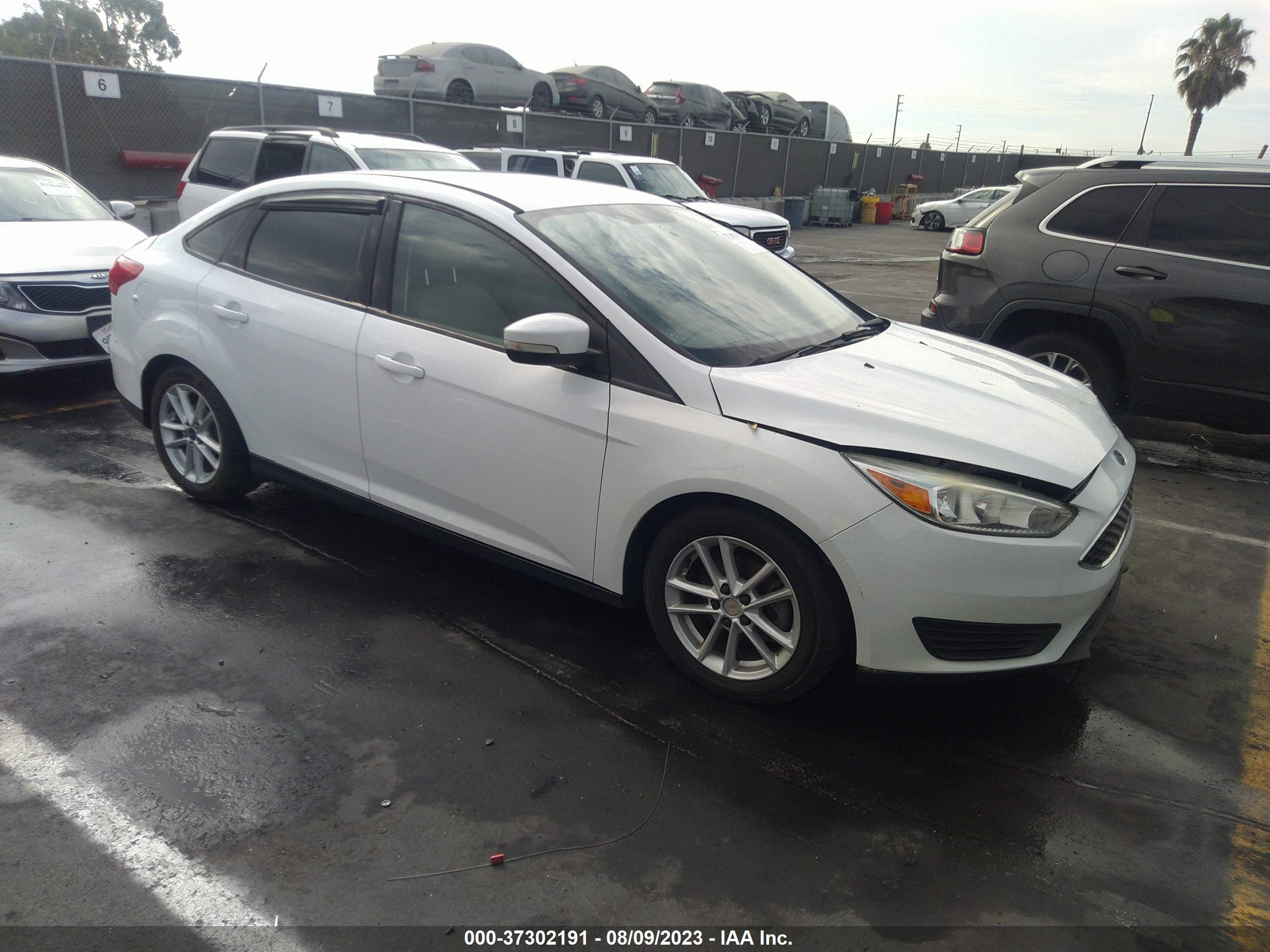 FORD FOCUS 2015 1fadp3f2xfl289358