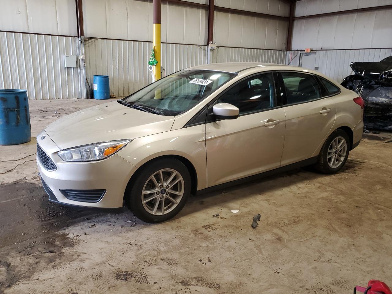 FORD FOCUS 2018 1fadp3f2xjl266039