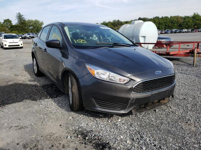 FORD FOCUS SE 2018 1fadp3f2xjl298523