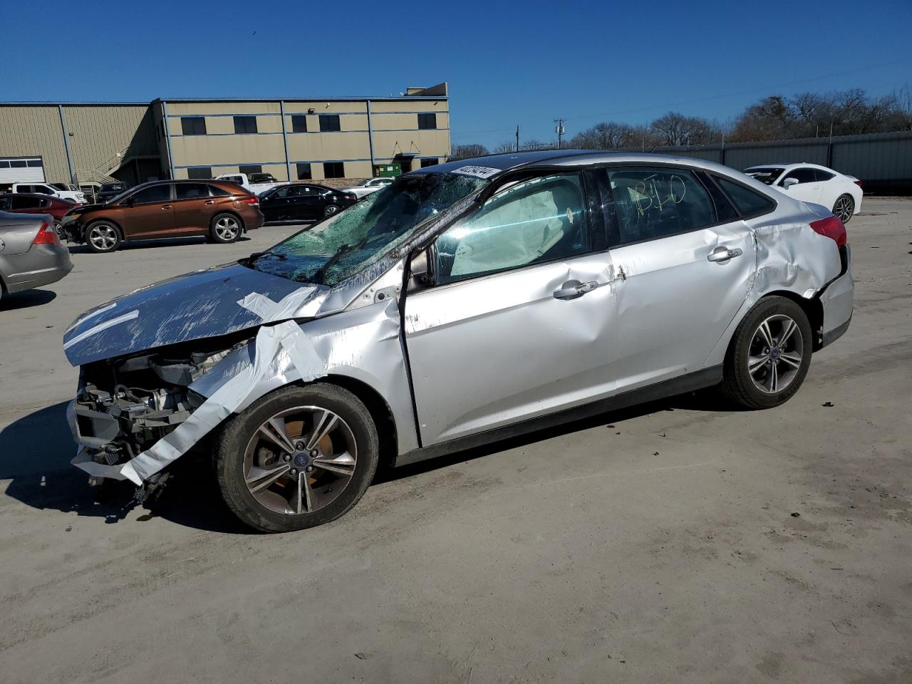 FORD FOCUS 2017 1fadp3fe2hl307560