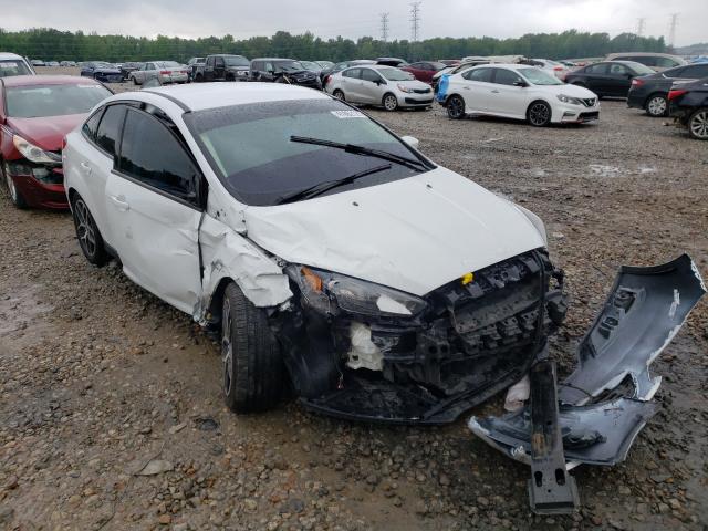 FORD FOCUS SE 2018 1fadp3fe3jl275305