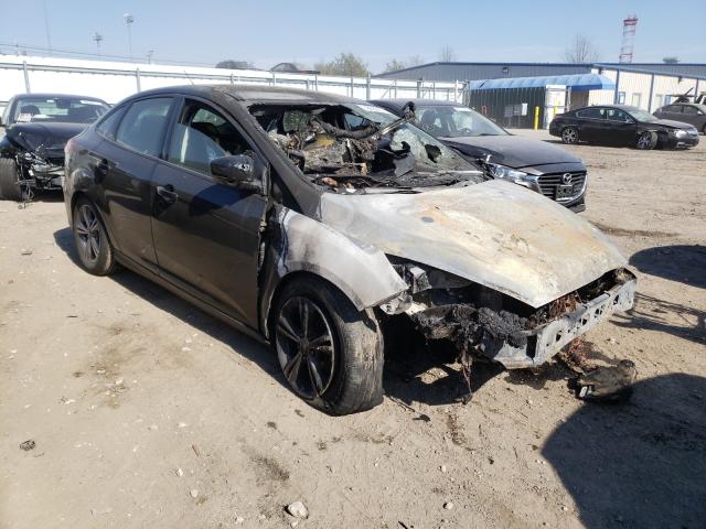 FORD FOCUS SE 2018 1fadp3fe3jl275742