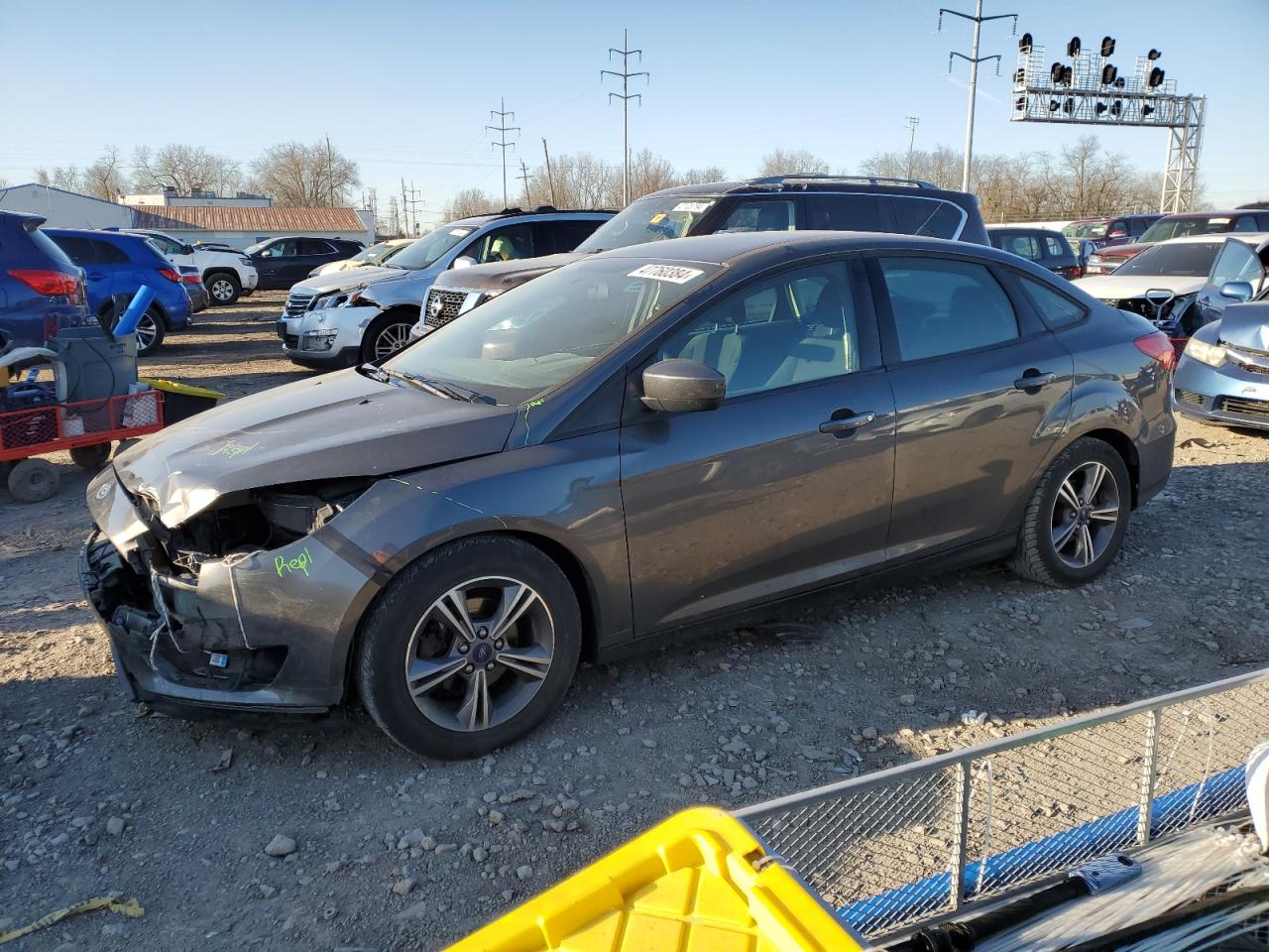 FORD FOCUS 2018 1fadp3fe4jl222368