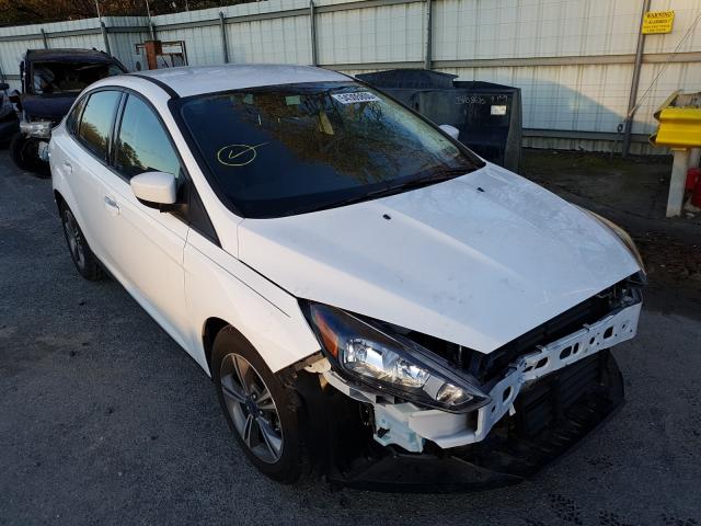 FORD FOCUS SE 2018 1fadp3fe5jl209239