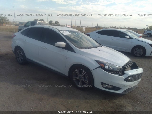 FORD FOCUS 2018 1fadp3fe5jl223142