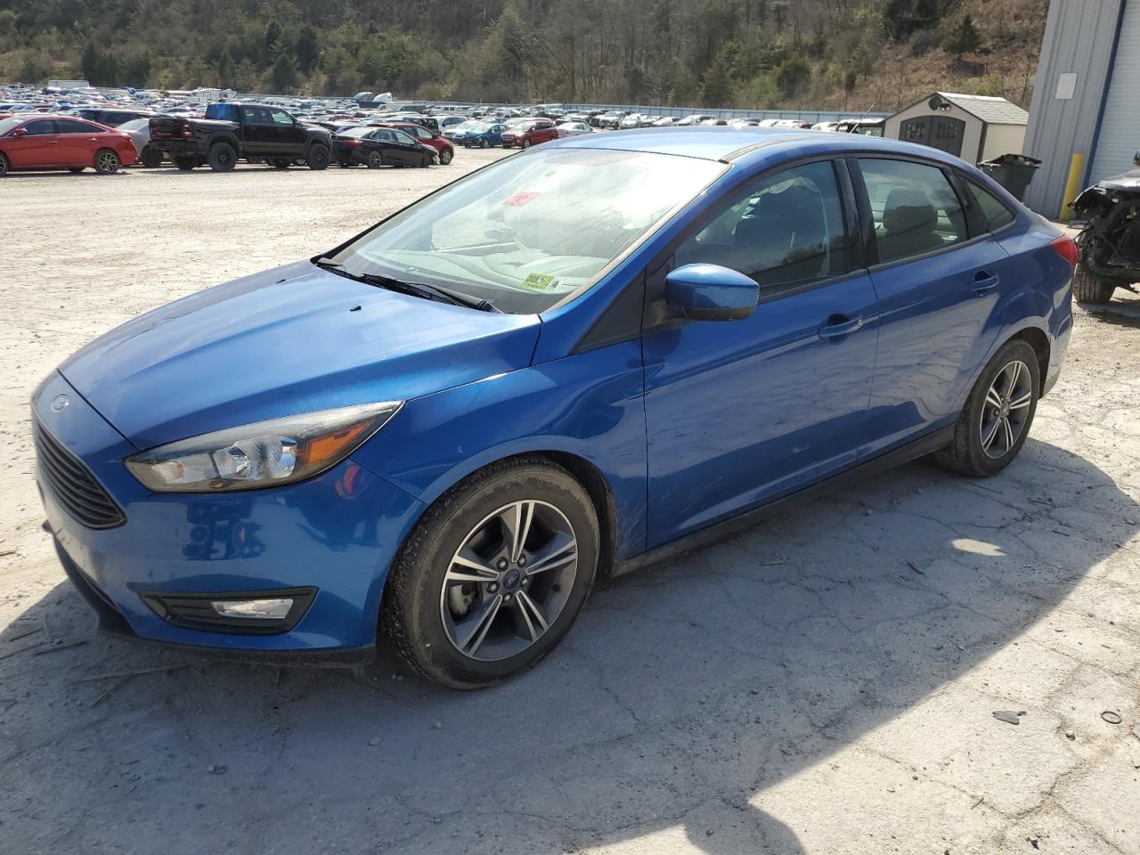 FORD FOCUS 2018 1fadp3fe5jl232729