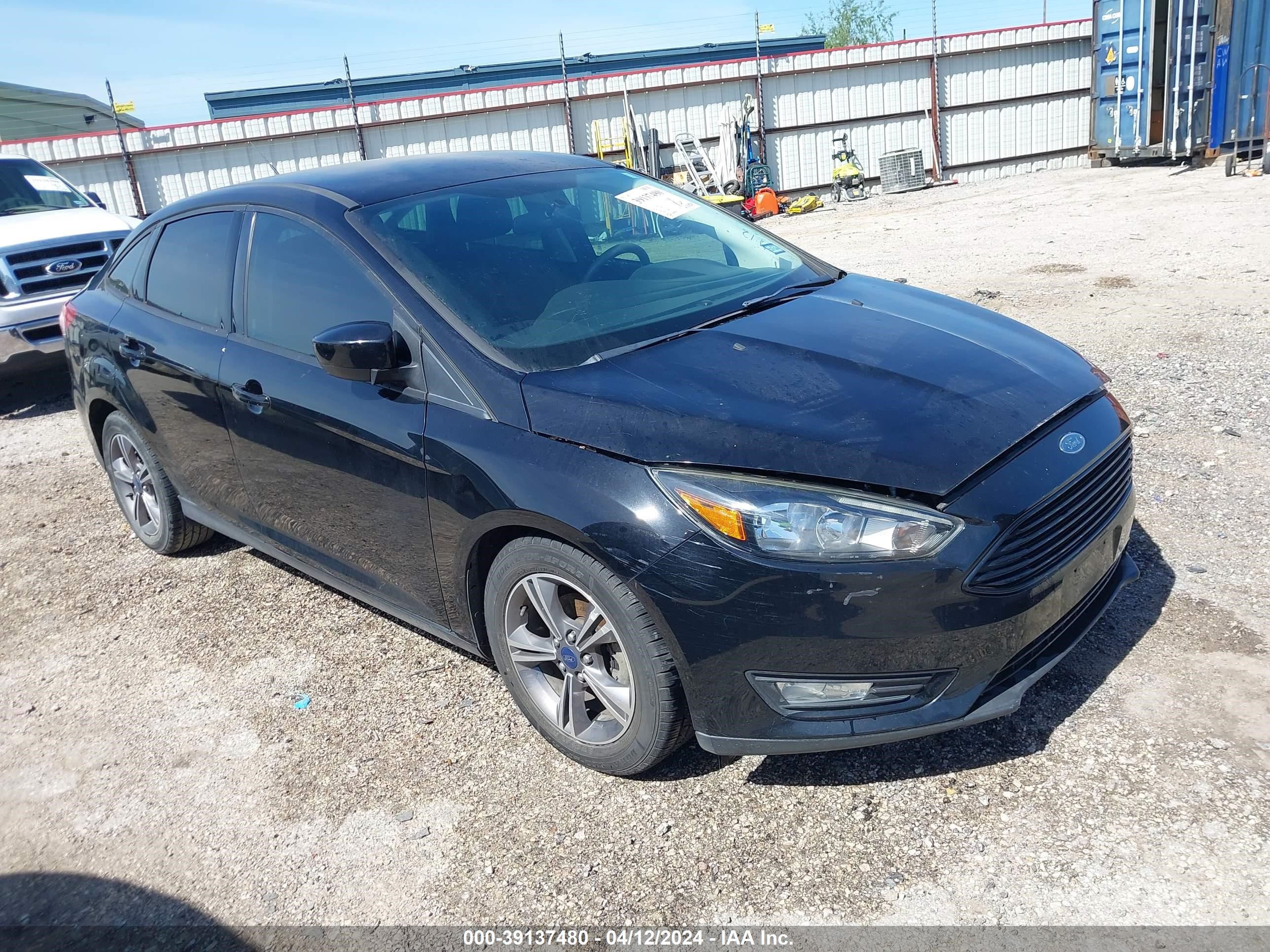 FORD FOCUS 2018 1fadp3fe6jl269241