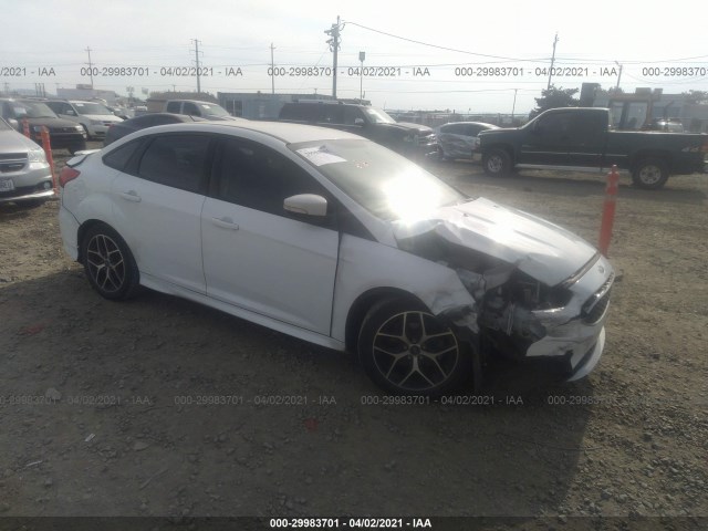 FORD FOCUS 2015 1fadp3fe8fl380669