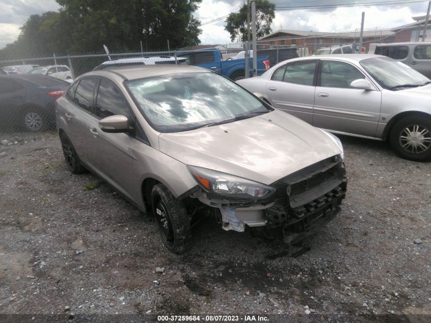 FORD FOCUS 2016 1fadp3fe8gl385839