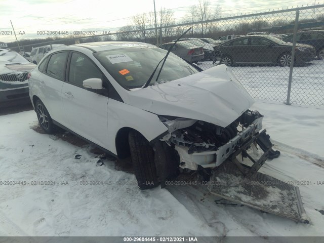 FORD FOCUS 2017 1fadp3h26hl318452