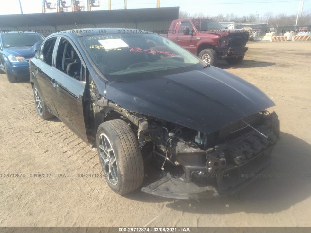 FORD FOCUS 2018 1fadp3h27jl301472