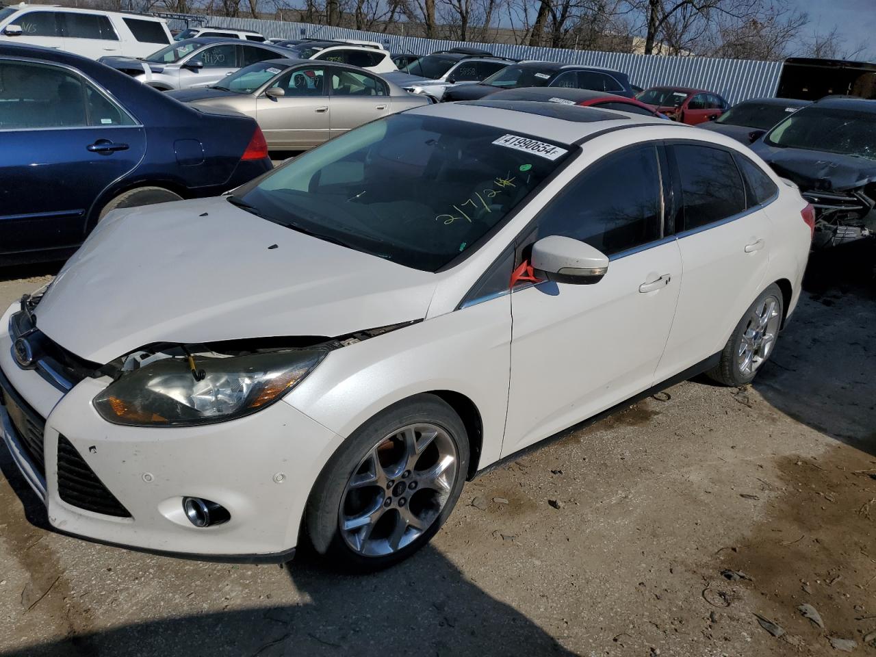 FORD FOCUS 2014 1fadp3j28el197445