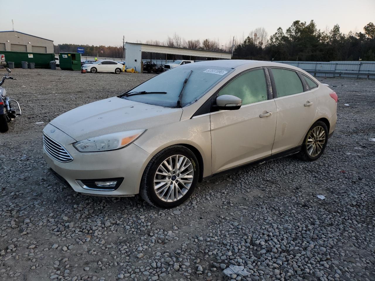 FORD FOCUS 2017 1fadp3j29hl287420