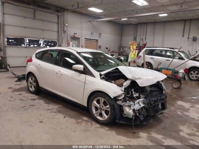 FORD FOCUS 2014 1fadp3k20el415683