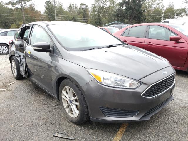 FORD FOCUS SE 2017 1fadp3k20hl225628