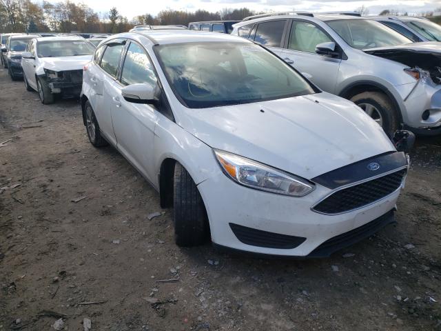 FORD FOCUS SE 2017 1fadp3k20hl261206