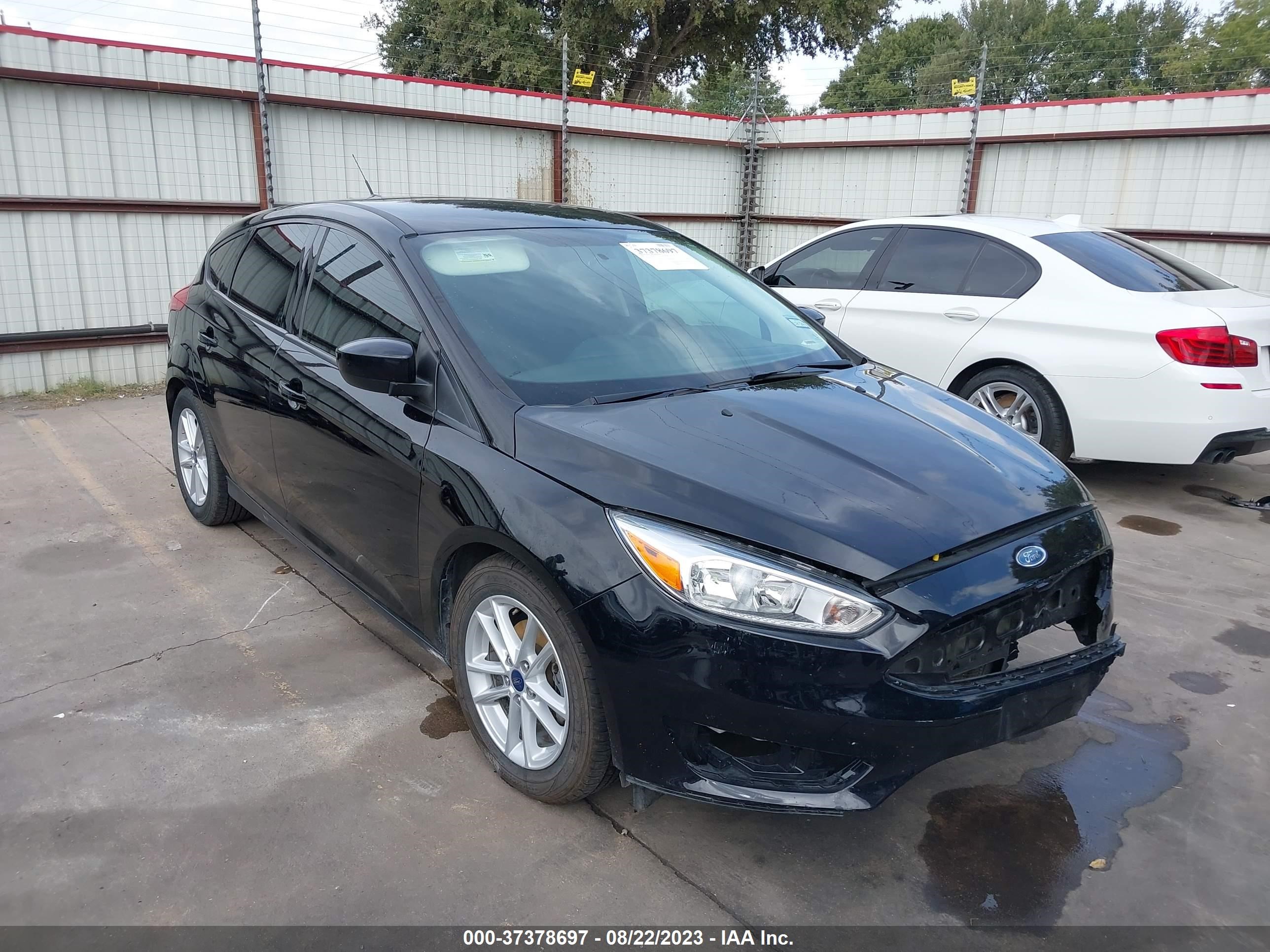 FORD FOCUS 2018 1fadp3k20jl259123