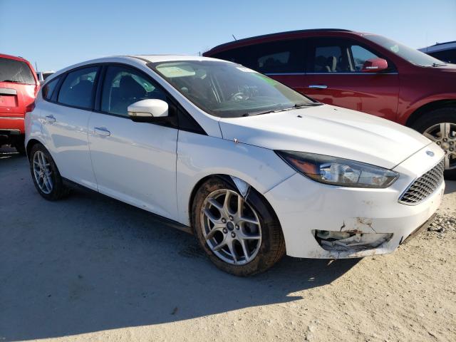 FORD FOCUS SE 2015 1fadp3k21fl234447