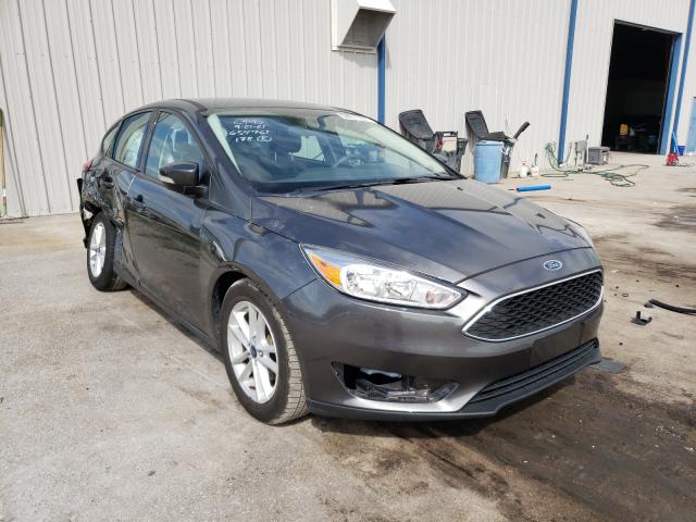 FORD FOCUS SE 2017 1fadp3k21hl294103