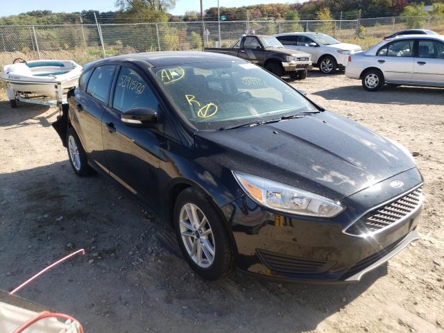 FORD FOCUS SE 2017 1fadp3k21hl302457