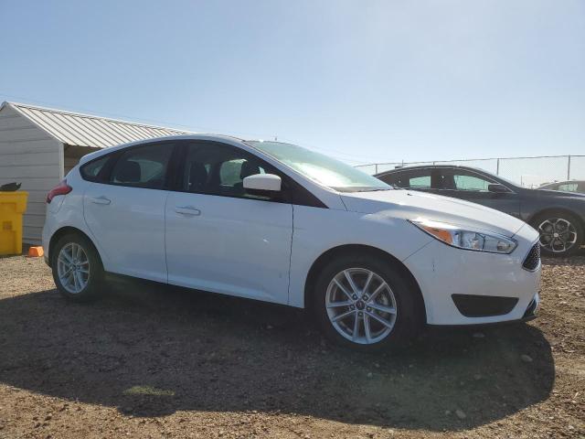 FORD FOCUS SE 2018 1fadp3k21jl217401