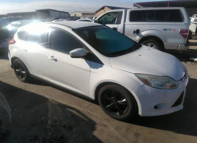 FORD FOCUS 2014 1fadp3k22el326245