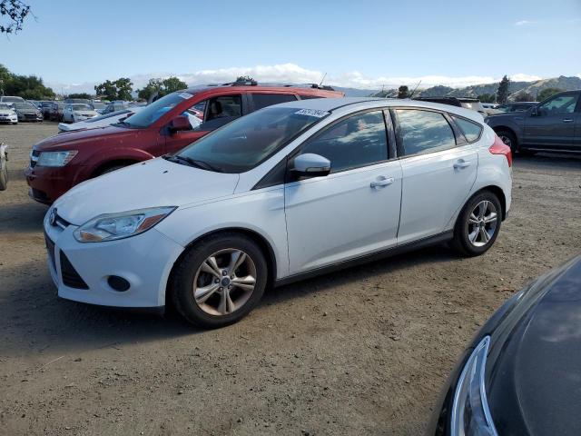 FORD FOCUS 2014 1fadp3k22el350741