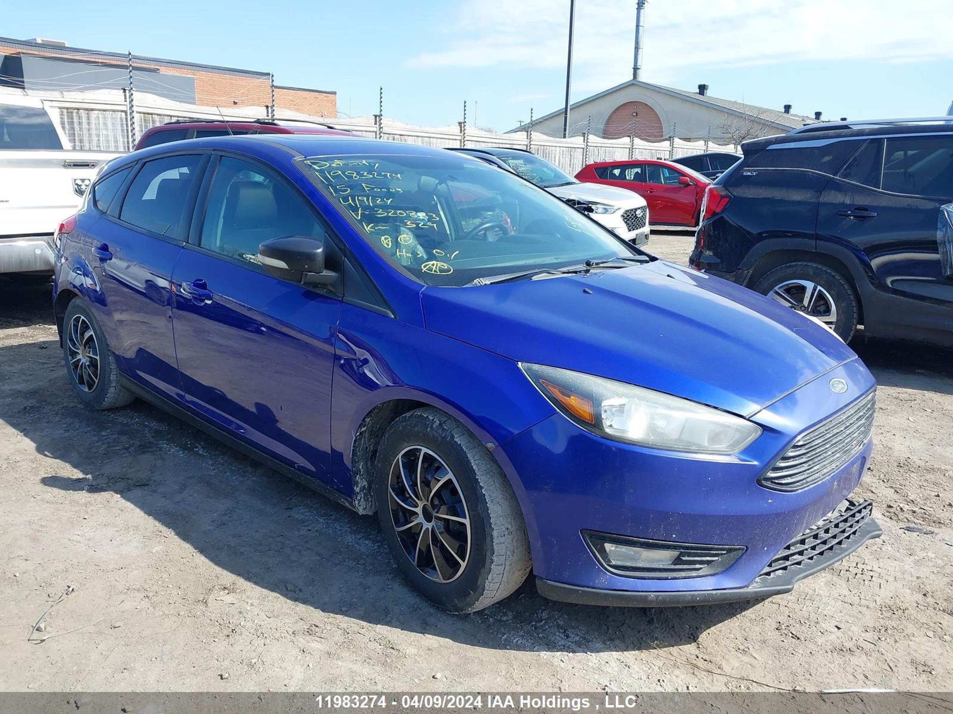 FORD FOCUS 2015 1fadp3k22fl320883