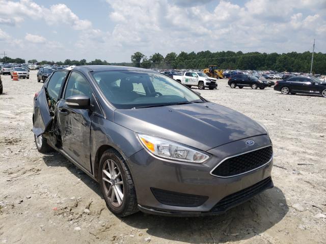 FORD FOCUS SE 2017 1fadp3k22hl234427