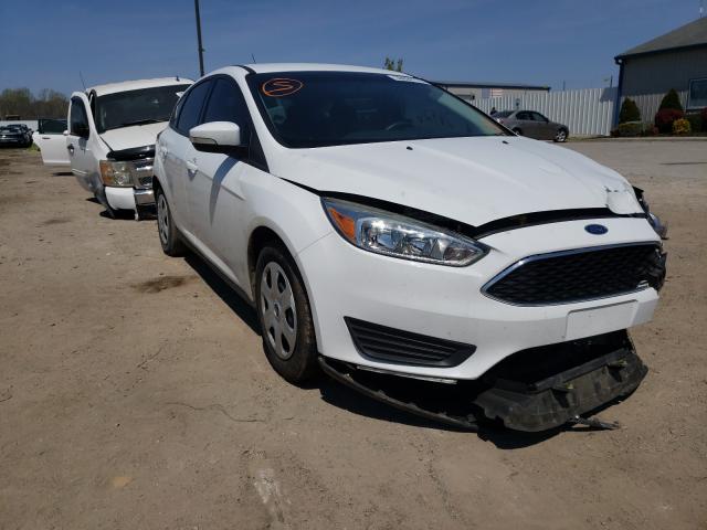 FORD FOCUS SE 2017 1fadp3k22hl248604