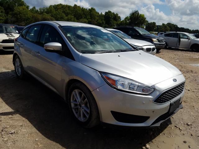 FORD FOCUS SE 2017 1fadp3k22hl281618