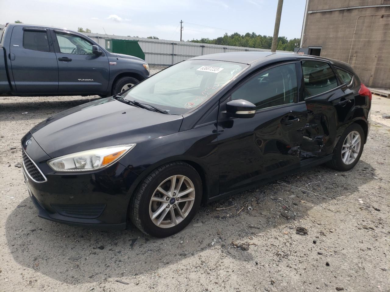 FORD FOCUS 2017 1fadp3k22hl282509