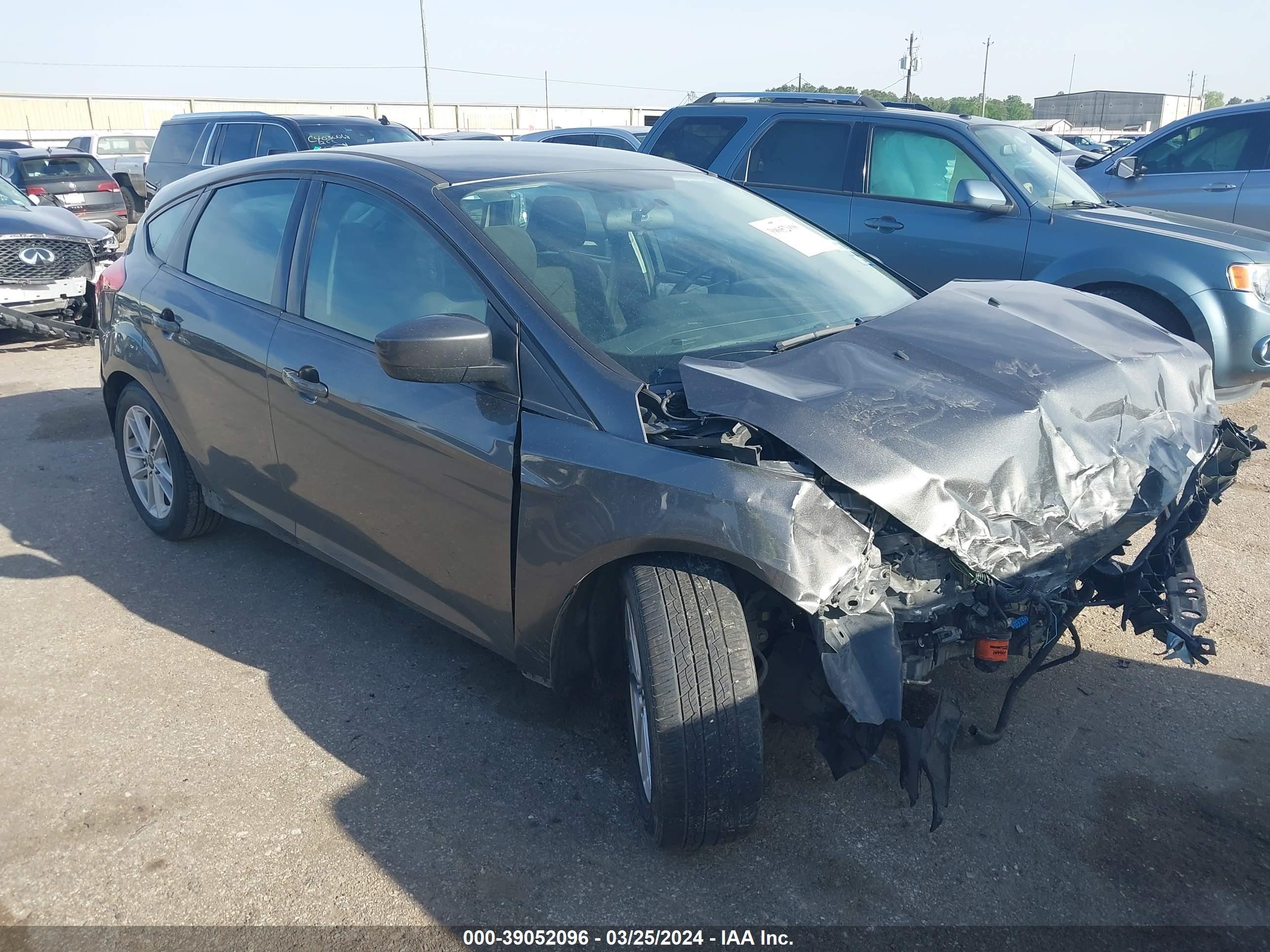 FORD FOCUS 2018 1fadp3k22jl218069