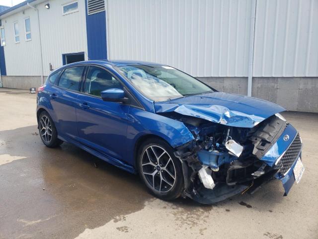 FORD FOCUS SE 2018 1fadp3k22jl317815