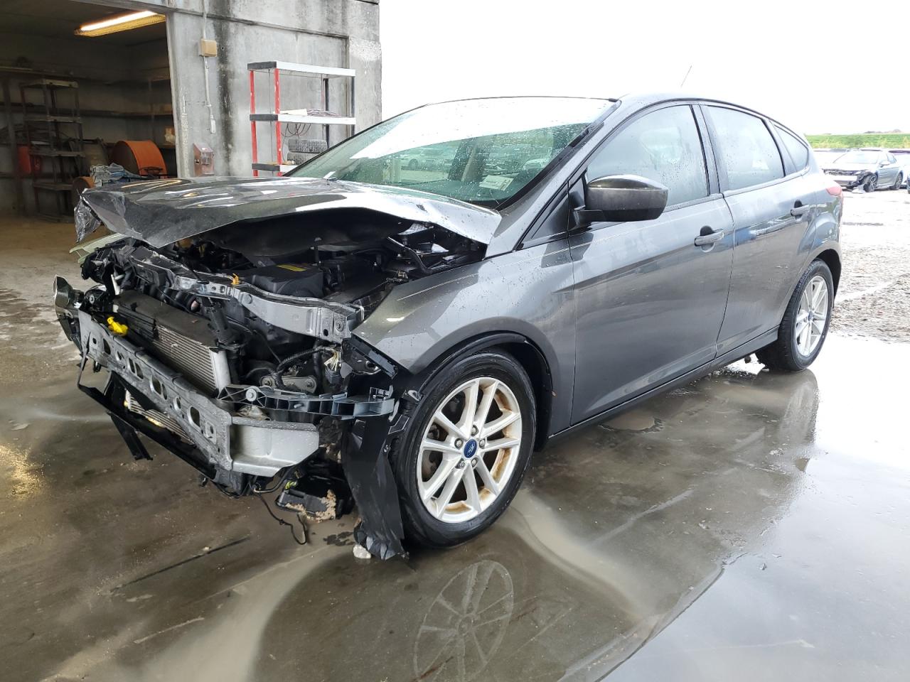 FORD FOCUS 2018 1fadp3k22jl318950