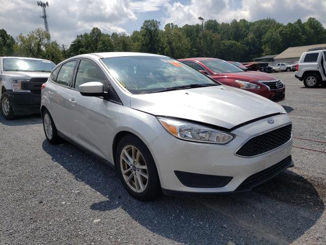 FORD FOCUS SE 2018 1fadp3k22jl324957