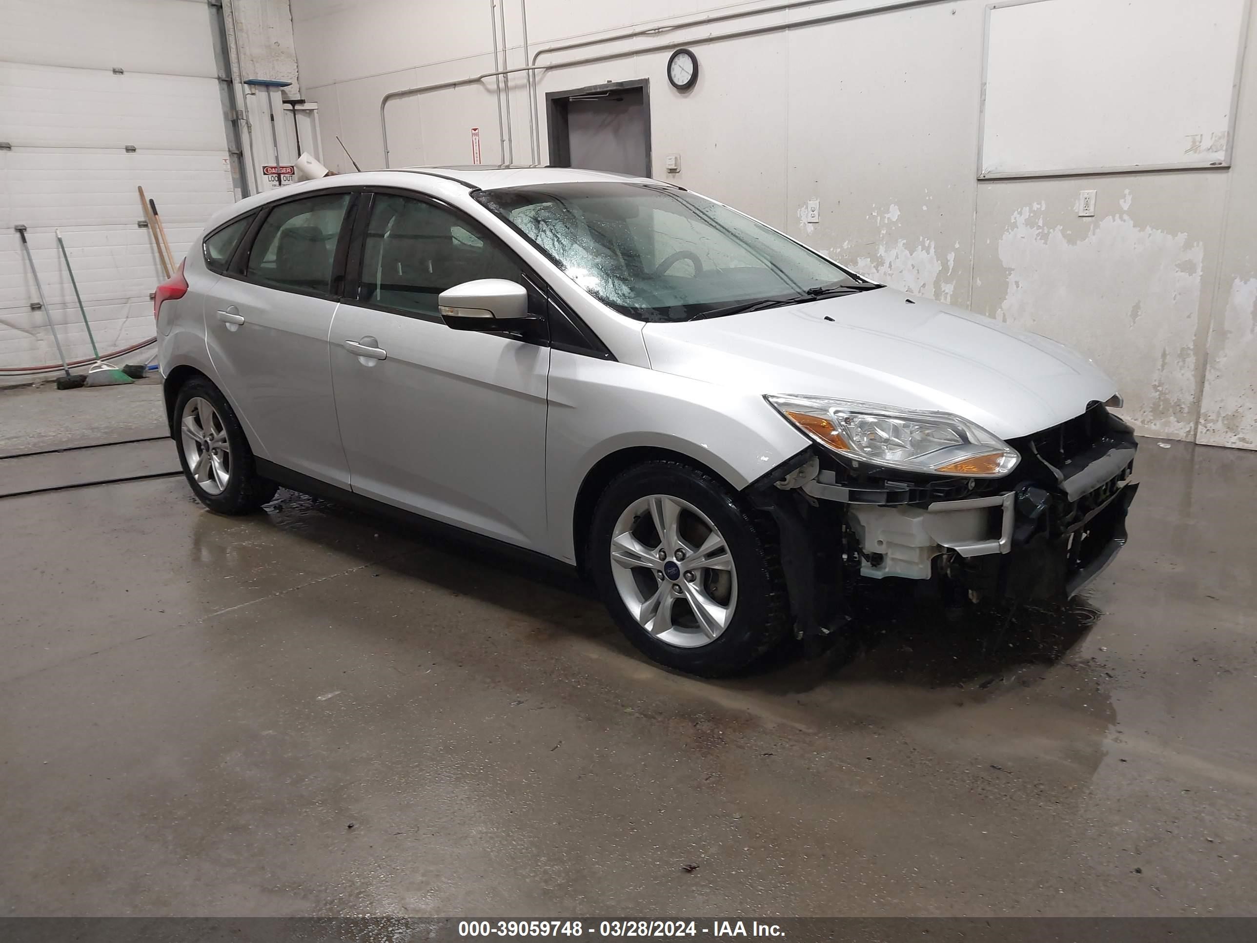 FORD FOCUS 2014 1fadp3k23el282269