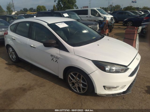 FORD FOCUS 2015 1fadp3k23fl218511