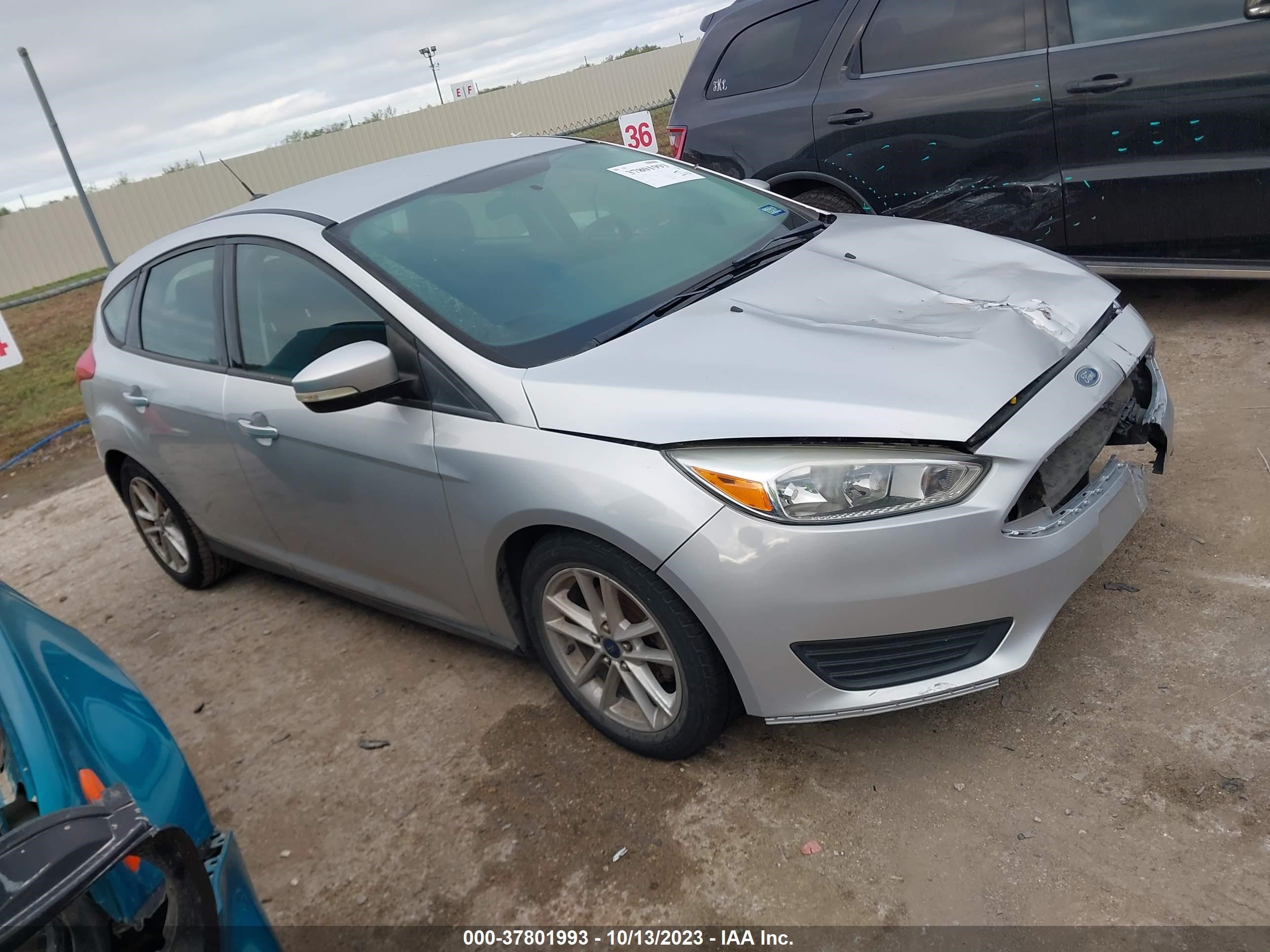 FORD FOCUS 2015 1fadp3k23fl328765