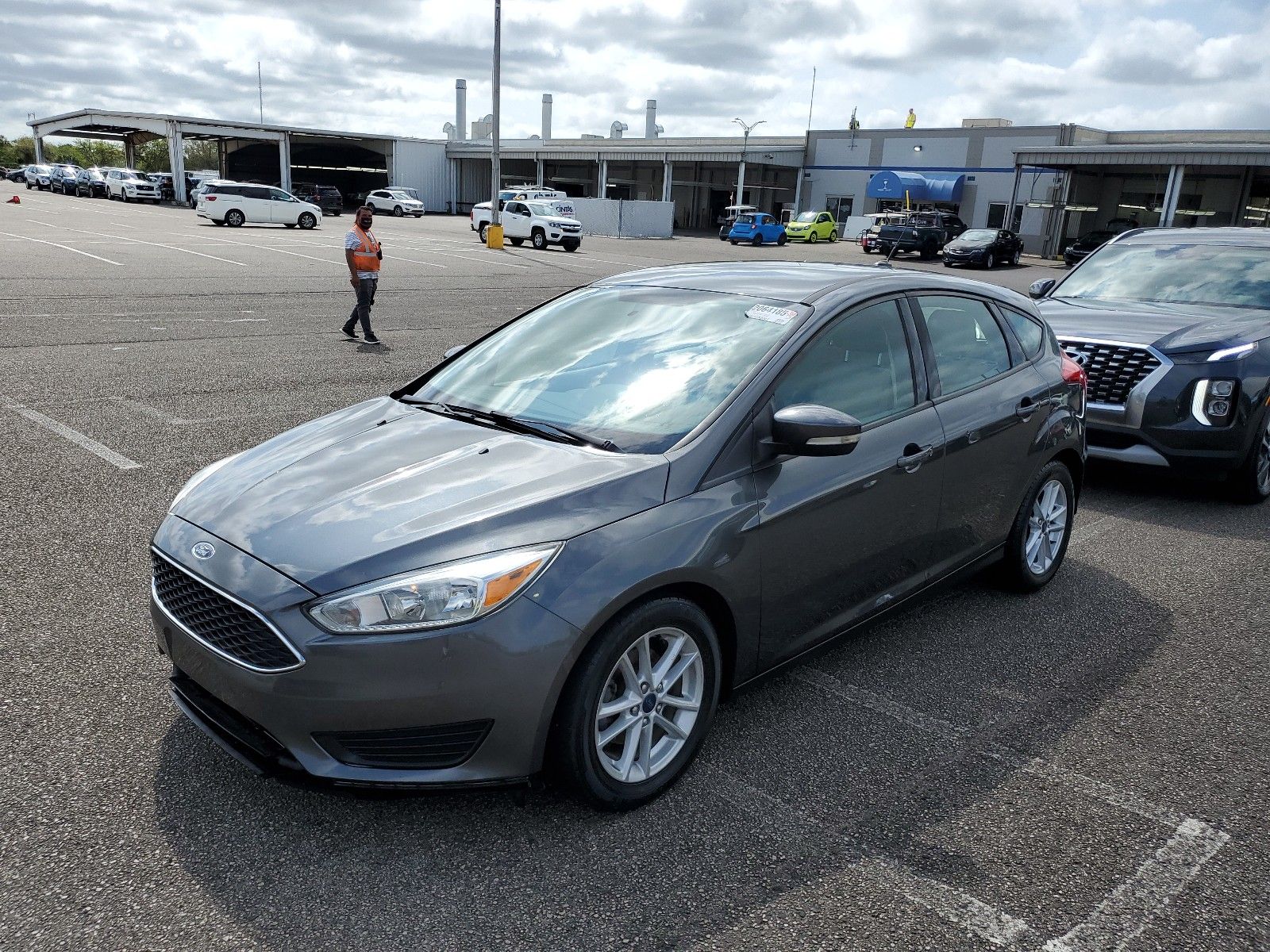 FORD FOCUS FWD 4C 2017 1fadp3k23hl215854