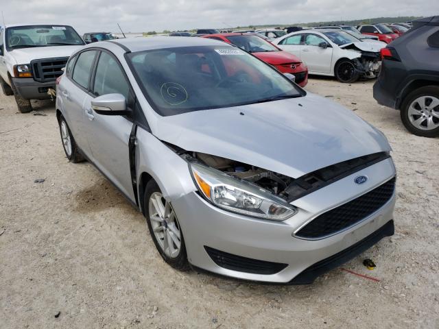 FORD FOCUS SE 2017 1fadp3k23hl231701