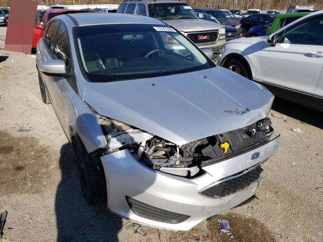 FORD FOCUS SE 2017 1fadp3k23hl274984