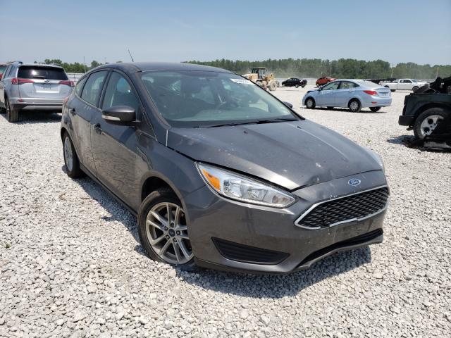 FORD FOCUS SE 2017 1fadp3k23hl286259