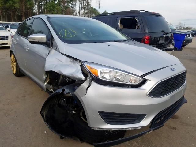 FORD FOCUS SE 2017 1fadp3k23hl289162